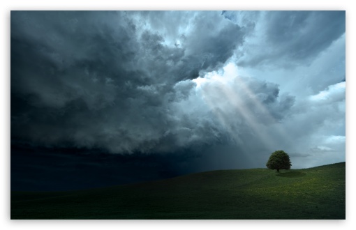 Download Storm Cloud Sun Rays UltraHD Wallpaper