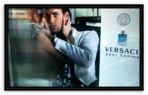 Download Versace Perfume UltraHD Wallpaper