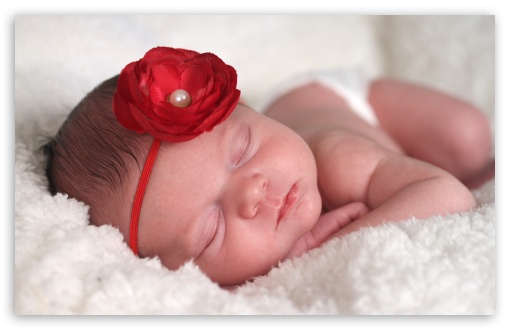 Download Newborn Baby Sleeping UltraHD Wallpaper