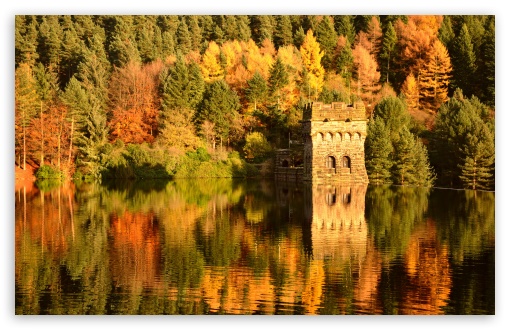 Download Small Lake Fortress, Autumn UltraHD Wallpaper