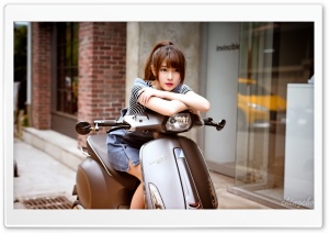 Asian Girl, Scooter