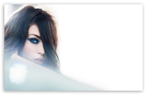 Download Megan Fox Armani Beauty 2011 UltraHD Wallpaper