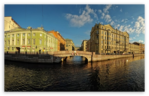 Download Saint Petersburg Embankment UltraHD Wallpaper