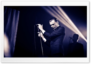 Hurts Theo Hutchcraft