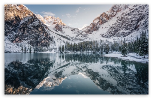 Download Beautiful Mountain Landscape Winter UltraHD Wallpaper