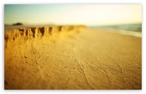 Download Beach Sand Tilt Shift UltraHD Wallpaper