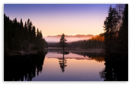 Download Calm Lake Water in the Morning UltraHD Wallpaper