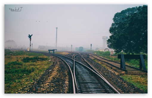 Download Railway Track UltraHD Wallpaper