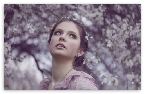 Download Spring Beauty UltraHD Wallpaper