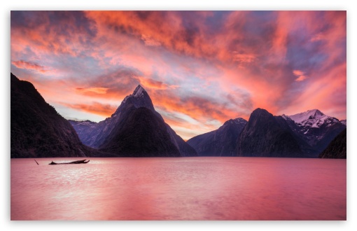 Download Sunset In Milford Sound UltraHD Wallpaper