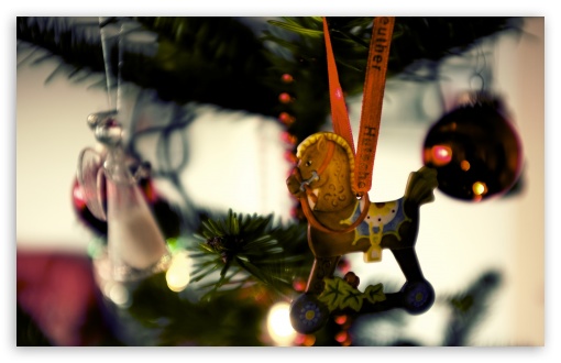 Download Horse Christmas Tree Decoration UltraHD Wallpaper
