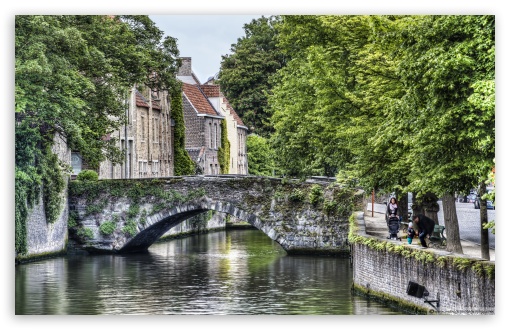 Download Meestraat Bridge in Bruges UltraHD Wallpaper
