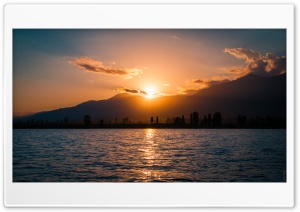 Sunset, Issyk Kul Lake,...