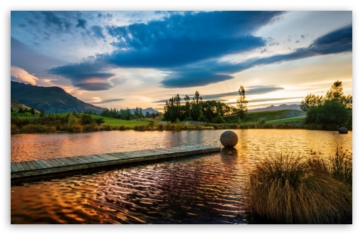 Download Golden Sunset Reflection UltraHD Wallpaper