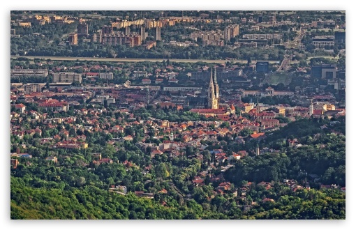 Download Panorama of Zagreb, Gornji grad i Novi Zagreb UltraHD Wallpaper