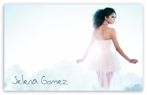 Download Selena Gomez - A Year Without Rain UltraHD Wallpaper