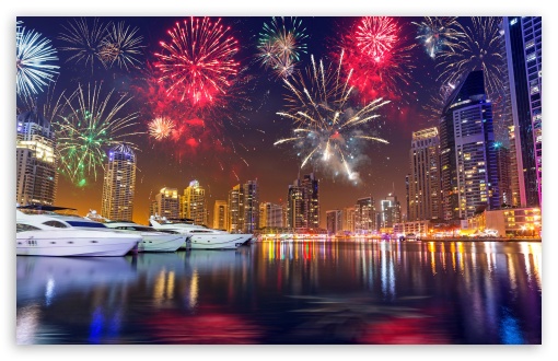 Download Fireworks on New Years Eve UltraHD Wallpaper