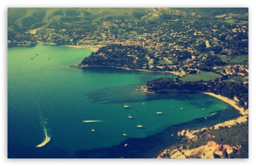 Download Aerial View Of Cassis UltraHD Wallpaper