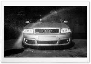 Audi RS6 getting a wash