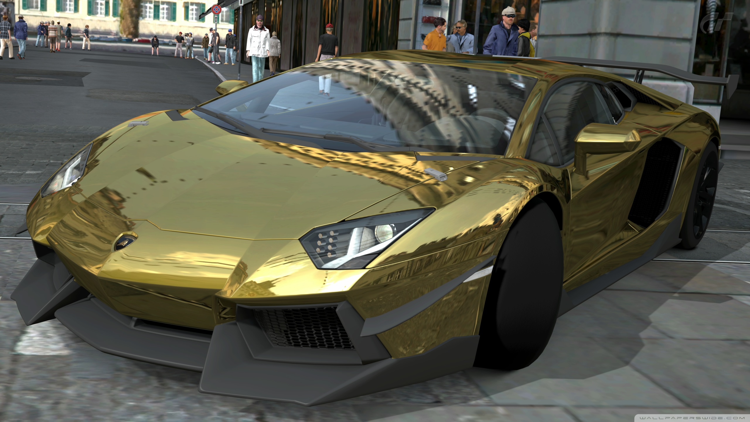 Download Lamborghini Aventador LP700-4 Gold Chrome